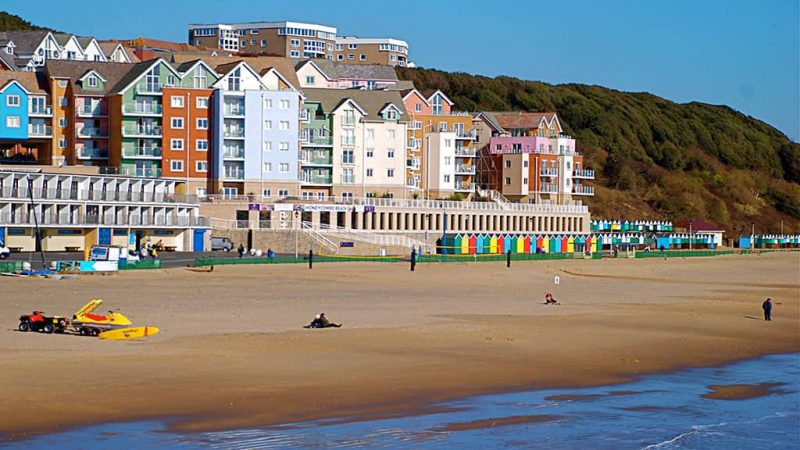 Bournemouth-beach-min