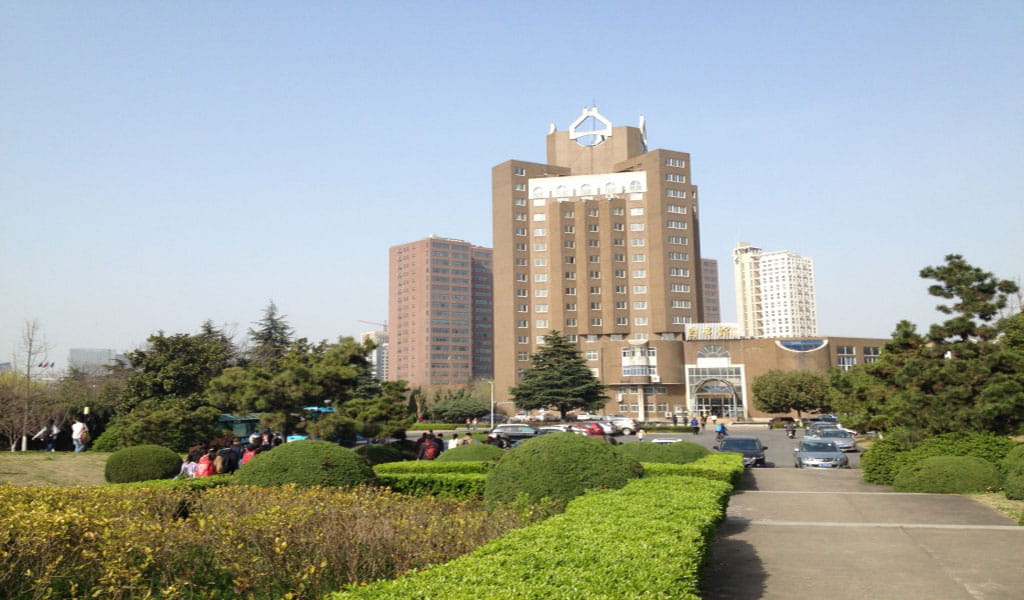 800px-T-USTC-USTCxiqutushuguanmengxuefeng-min