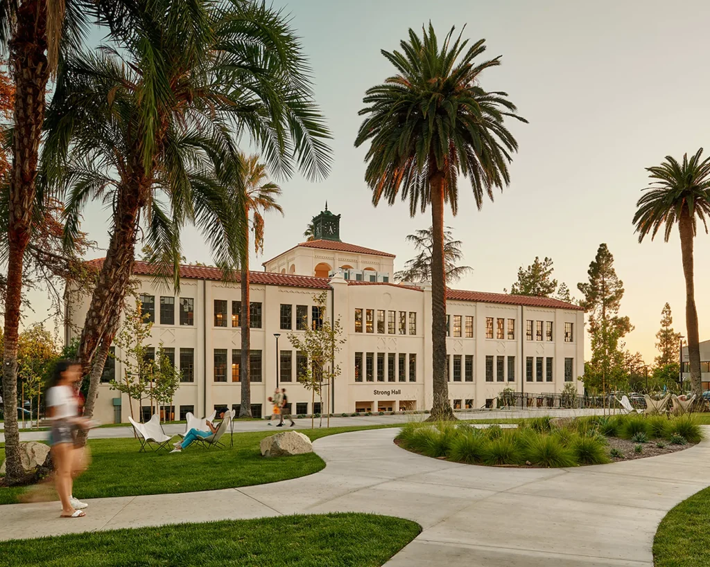 EF New York Thornwood Academy International Boarding School